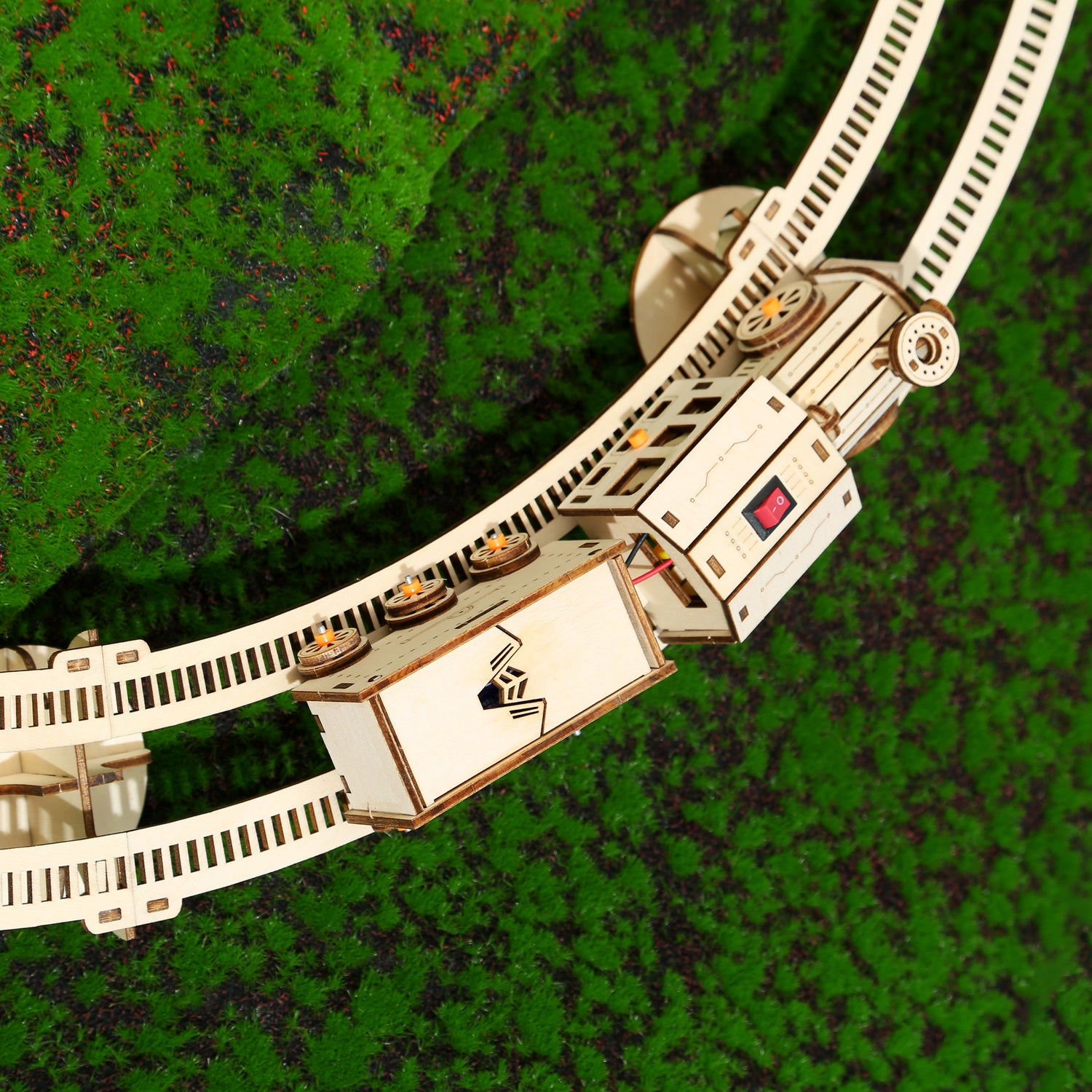 700pcs 3D DIY Dampf -Lokomotive -Modell -Kit mit Tracks