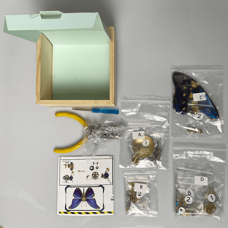 Laden Sie das Bild in Galerie -Viewer, {Steampunk 3D metal puzzle Goddess of Light Butterfly 200PCS model kit

