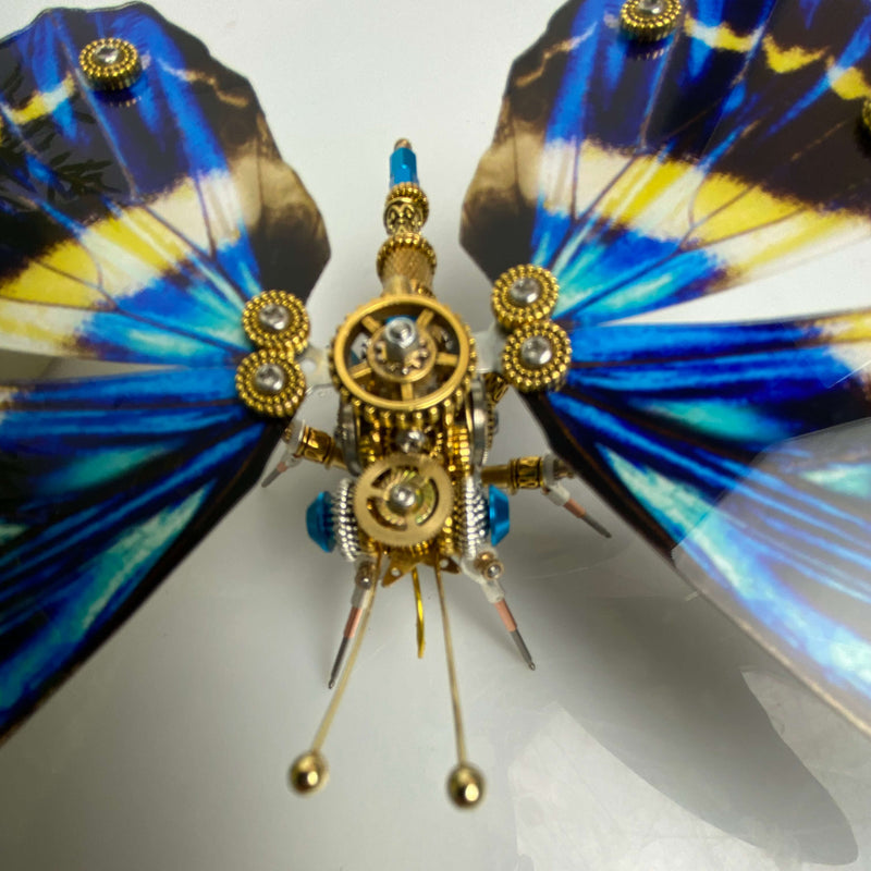 Laad de afbeelding in galerijviewer, Steampunk 3D metal puzzle Goddess of Light Butterfly 200PCS model kit
