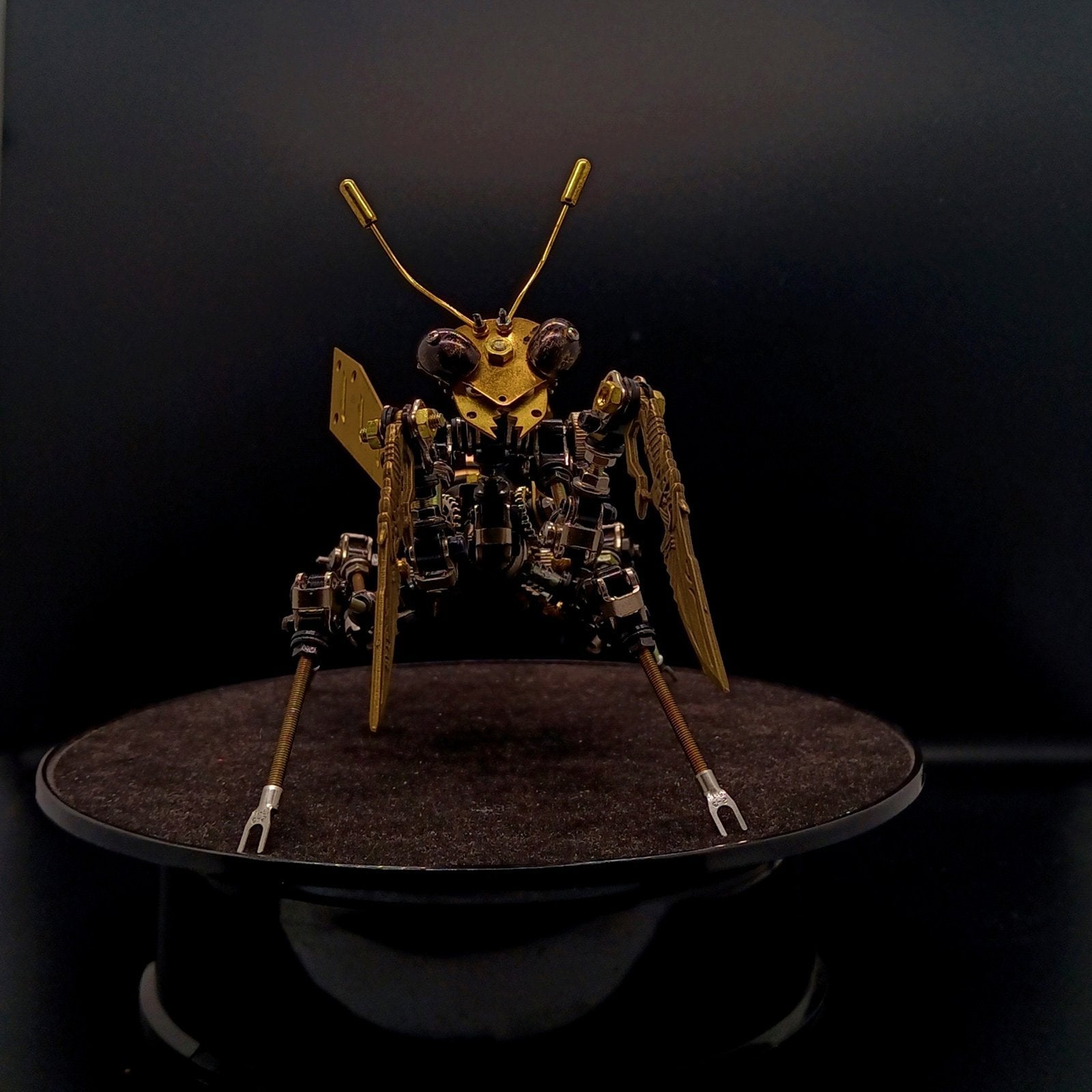 3D -DIY -Metallbaugruppe Mechanische Mantis -Insekt 500pcs Modellkit