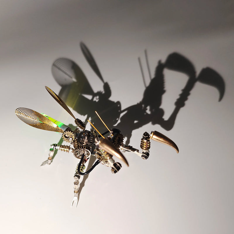 Laden Sie das Bild in Galerie -Viewer, {300pcs+ Steampunk Mantis Metall DIY Insektenmodell -Kits mit farbenfrohen Licht
