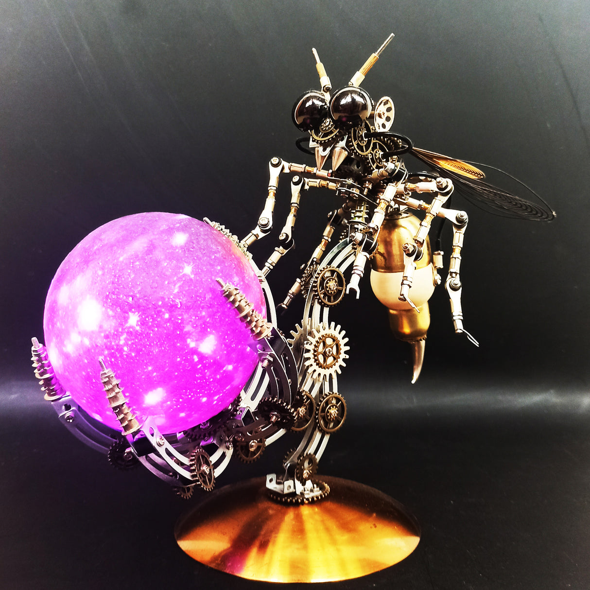 Steampunk Wasp 3D Multiple Szenenmodell -Kit -Puzzle mit Basis